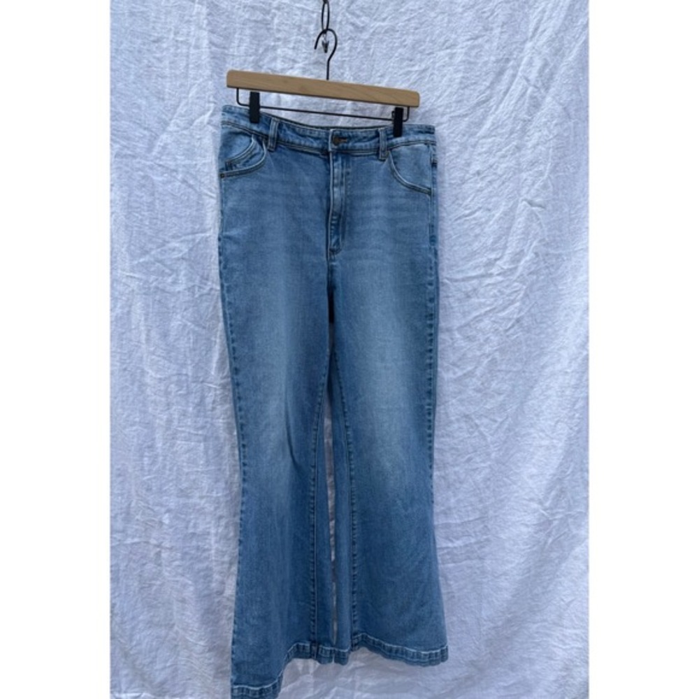Rolla's Eastcoast Flare Jeans Womens Blue High Rise Wide Leg Denim Size 32 14